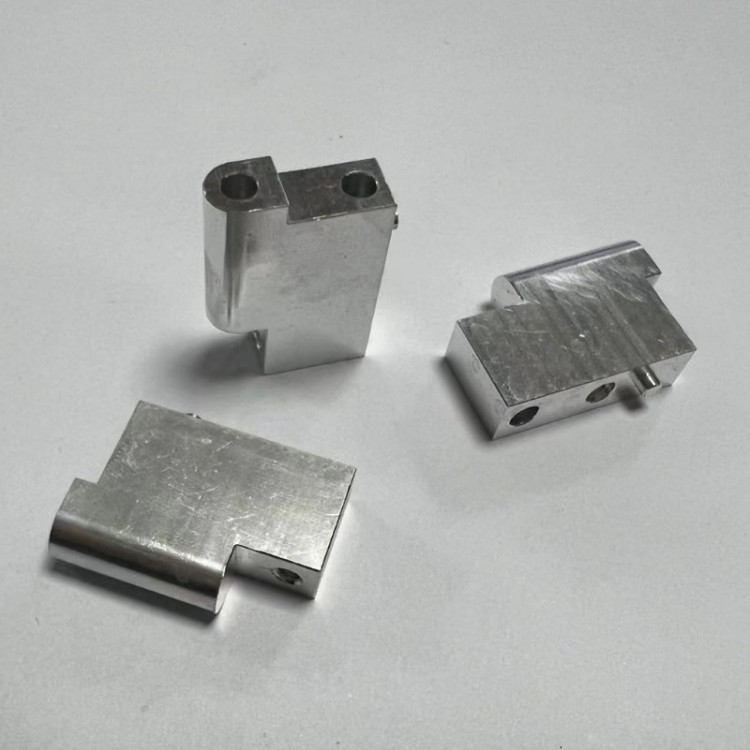 CNC hardware non-standard parts processing precision milling parts processing small parts mass production