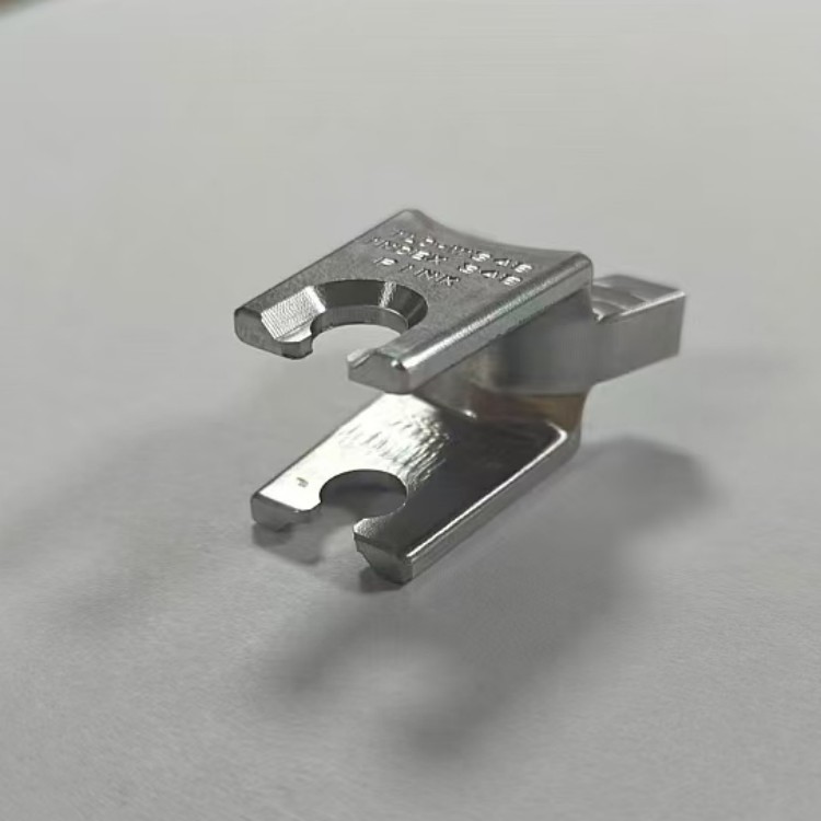 CNC four-axis milling parts processing stainless steel non-standard precision parts processing machinery and equipment parts customization